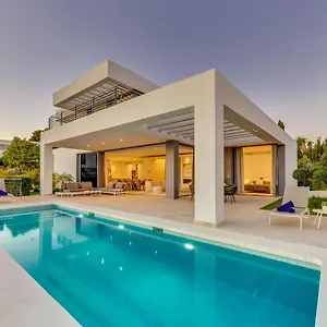 Villa Vacation Marbella I Schumacher, New Built, Sea View, Luxury, Private Pool, Estepona